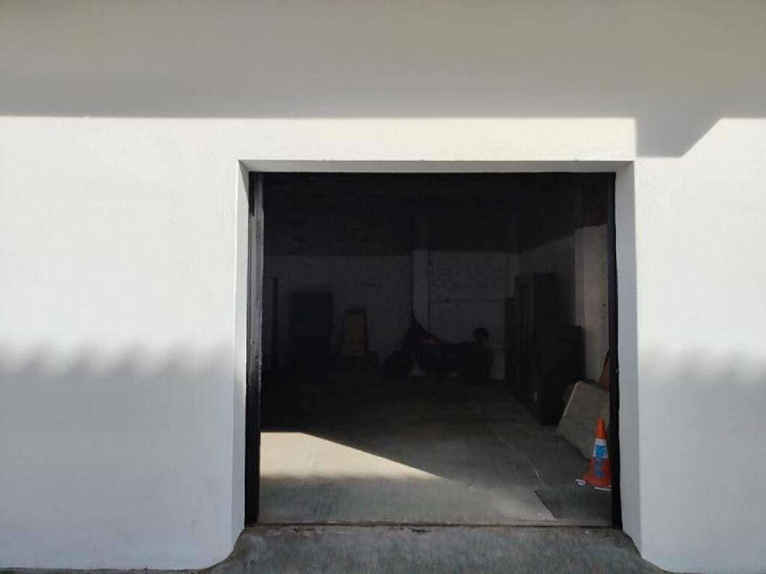 te koop bedrijfsruimte/ kantoor Estepona Costa Del Sol Occidental 1
