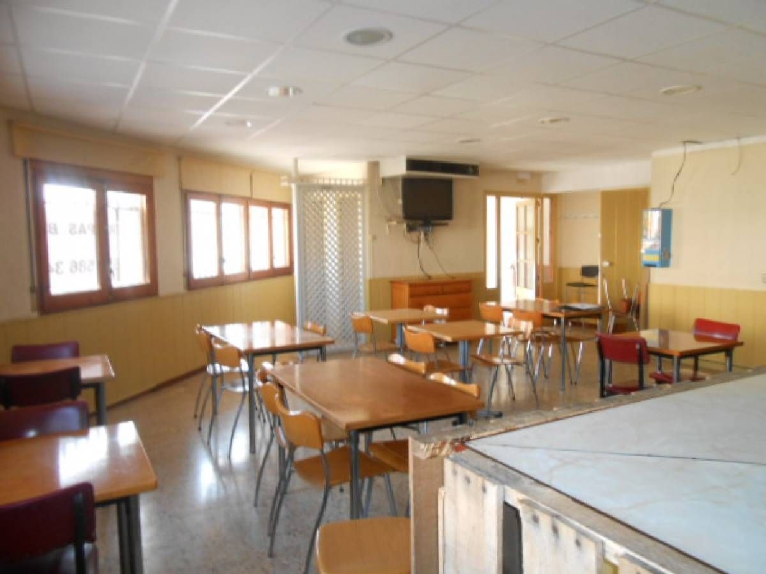 te koop bedrijfsruimte/ kantoor Navarcles Bages 2