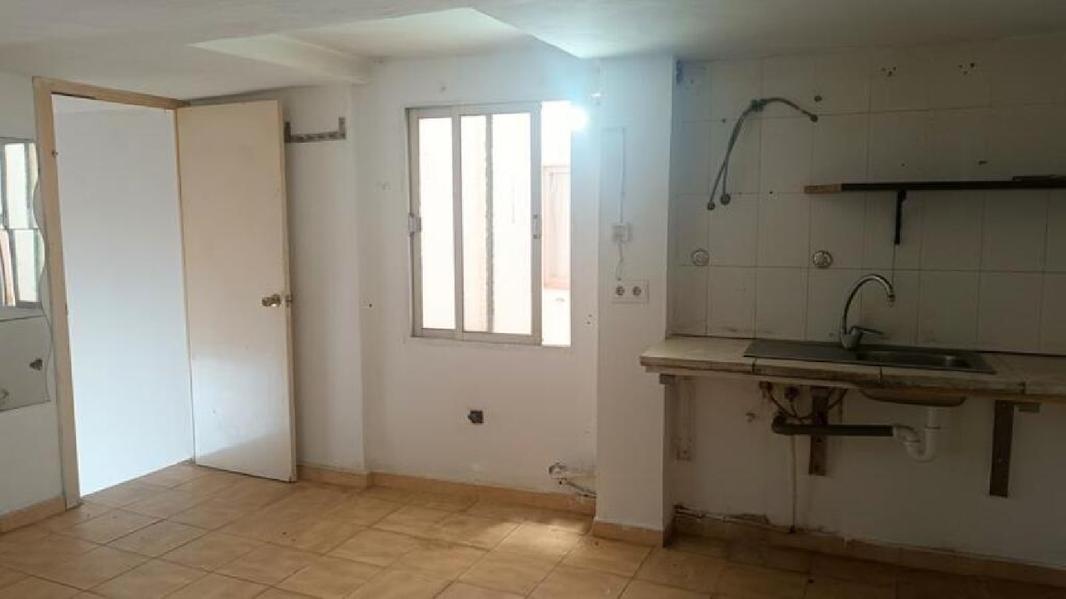  en venta local comercial San Luis De Sabinillas Costa Del Sol Occidental 4