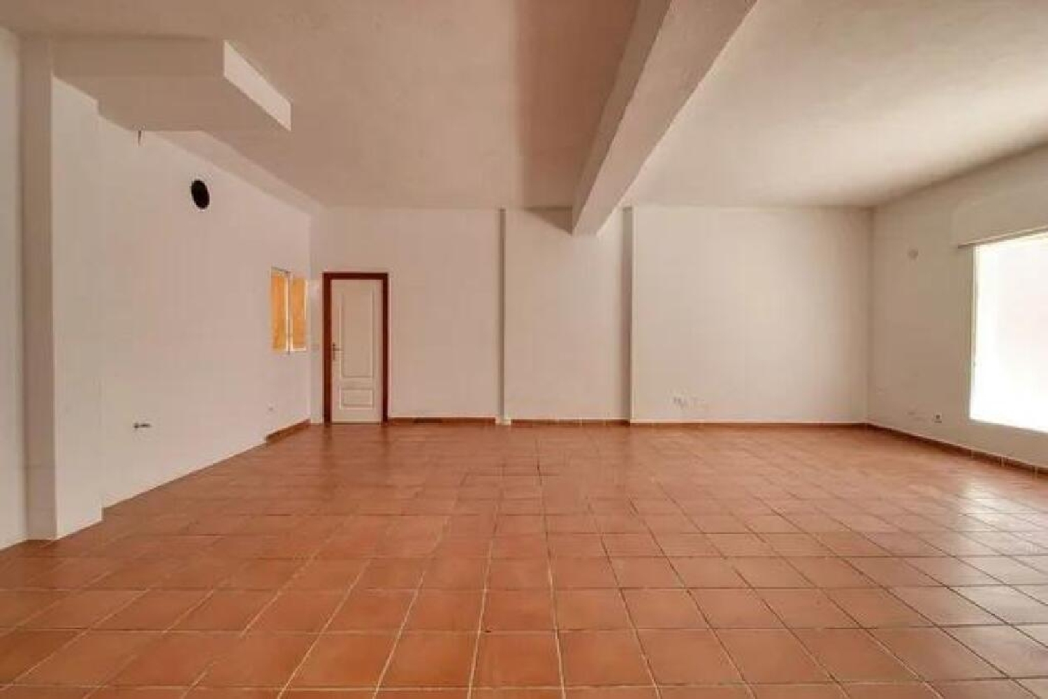  for sale commercial San Luis De Sabinillas Costa Del Sol Occidental 4
