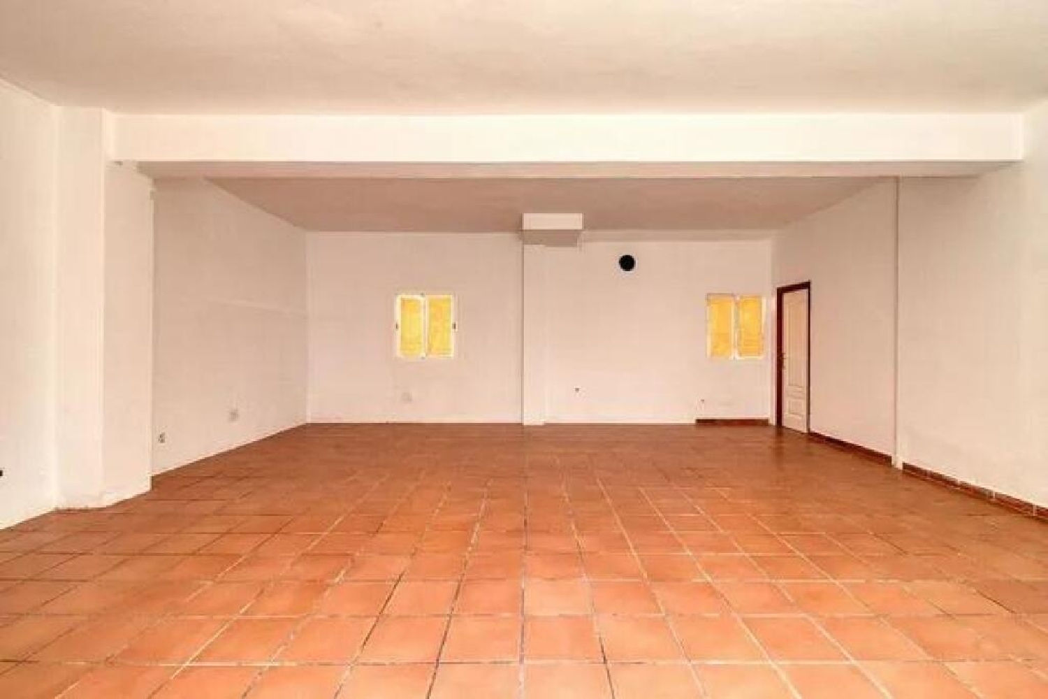  for sale commercial San Luis De Sabinillas Costa Del Sol Occidental 2
