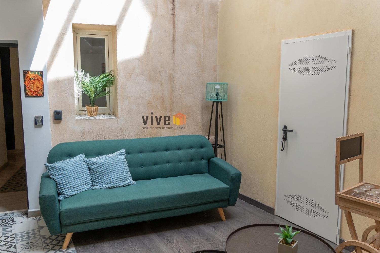  for sale commercial Sevilla La Nueva Sur 4