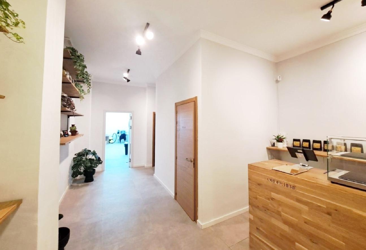  for sale commercial Valencia De Las Torres Campiña Sur 8