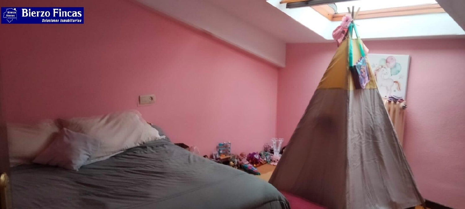  à vendre duplex Villaquilambre León 5