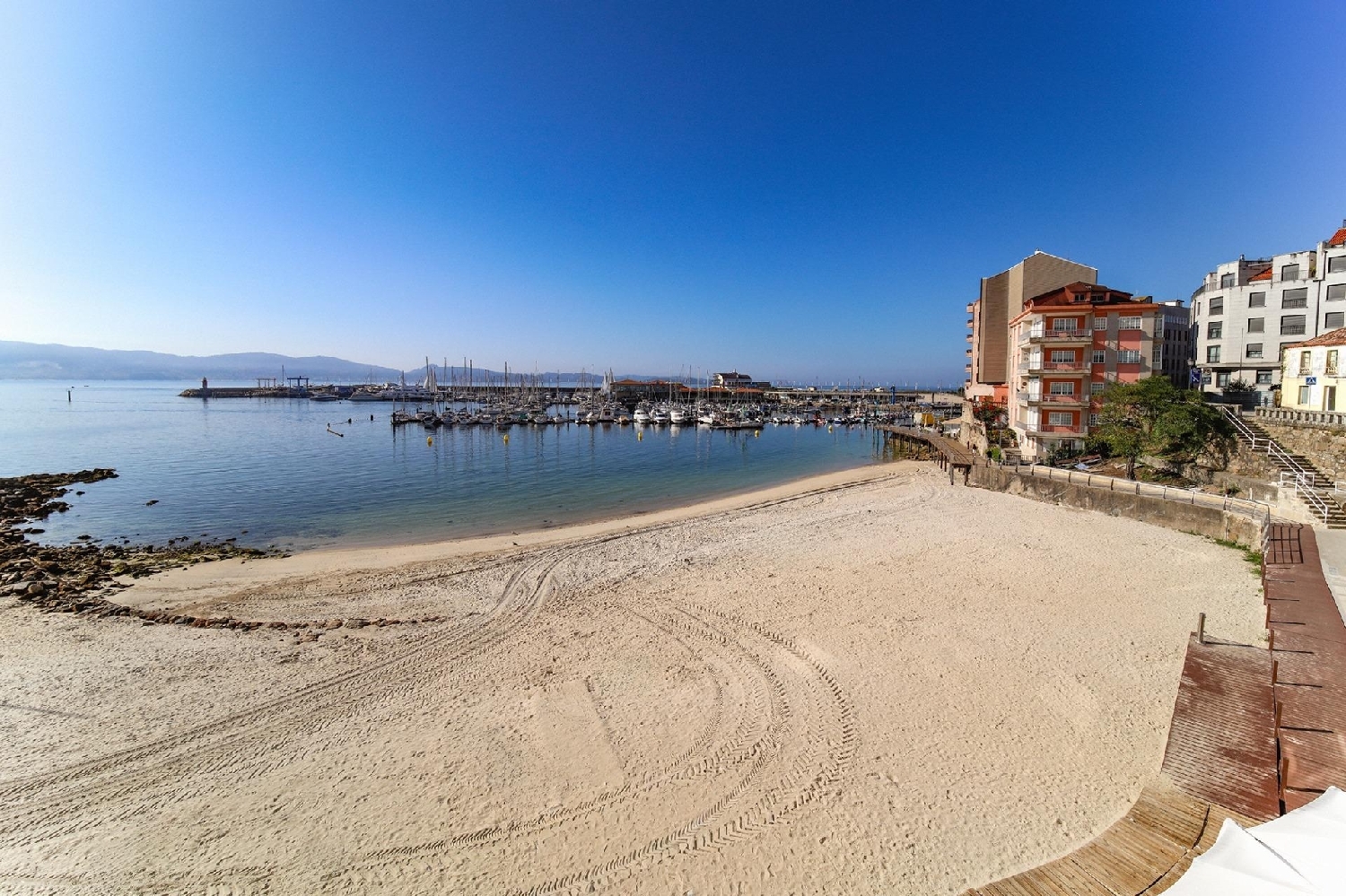 for sale ground floor Sanxenxo Salnés 2