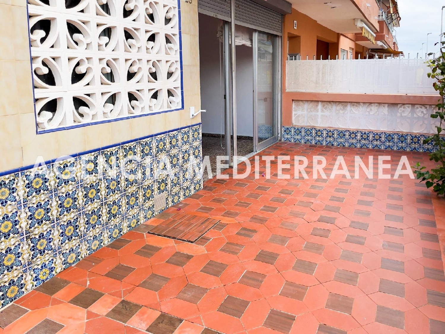  for sale ground floor Sueca Ribera Baixa 8