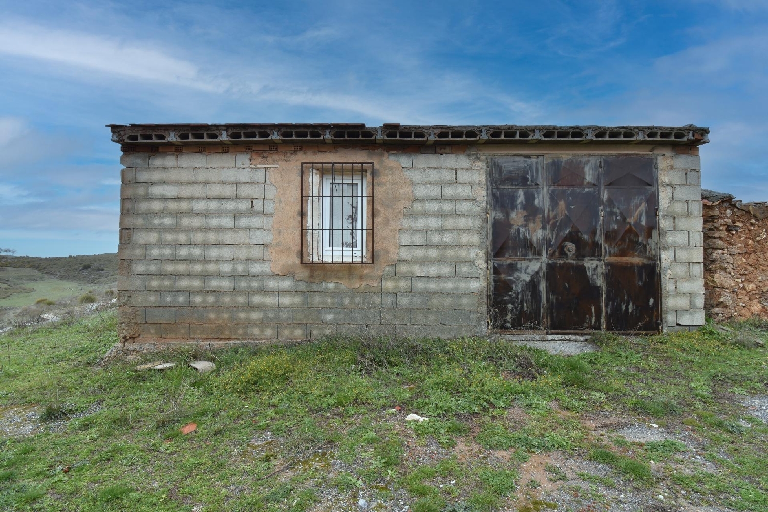  te koop huis Albuñuelas Valle De Lecrín 2