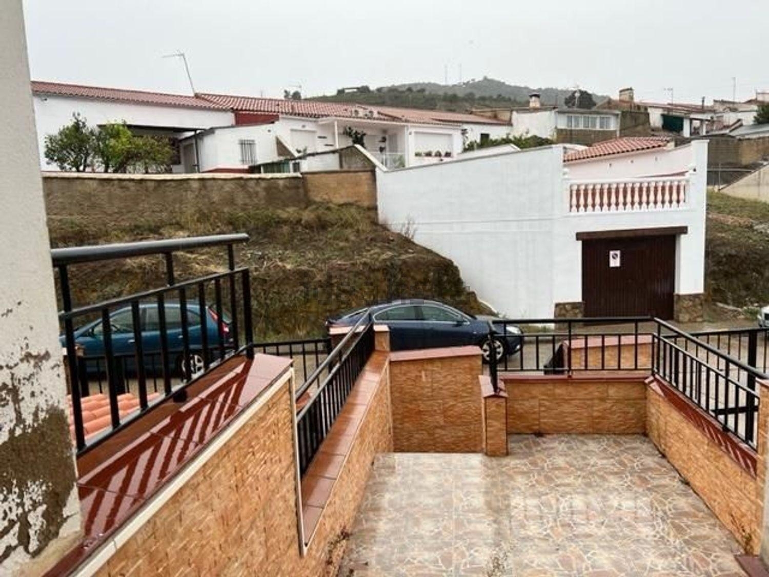 till salu hus Aliseda Tajo-Salor 2