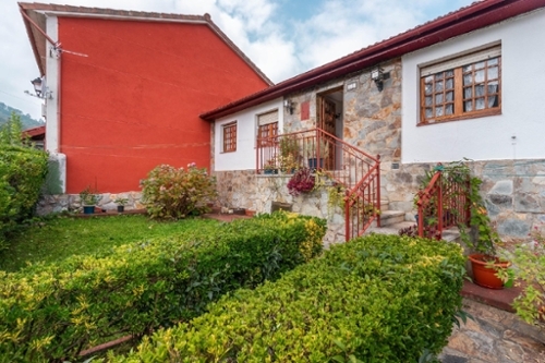 Candamo Avilés hus foto 6317375