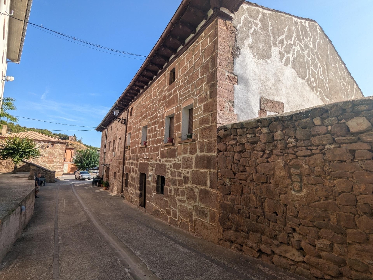 for sale shop Demues Oriente 2
