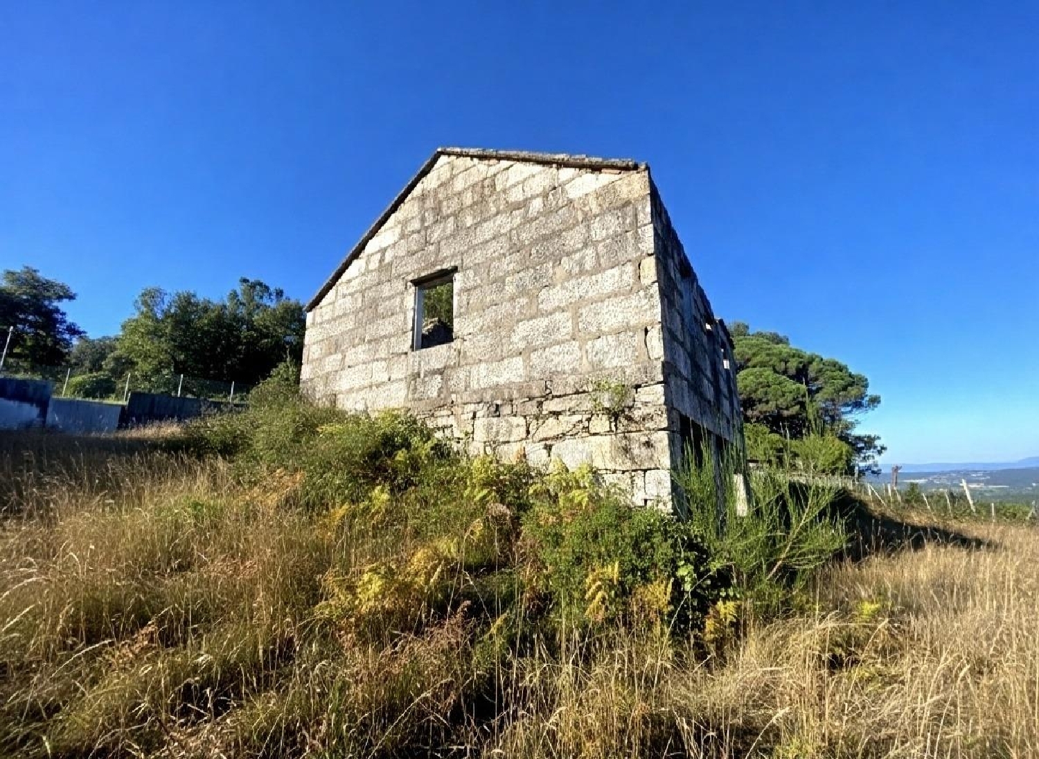  till salu hus Meis Salnés 4