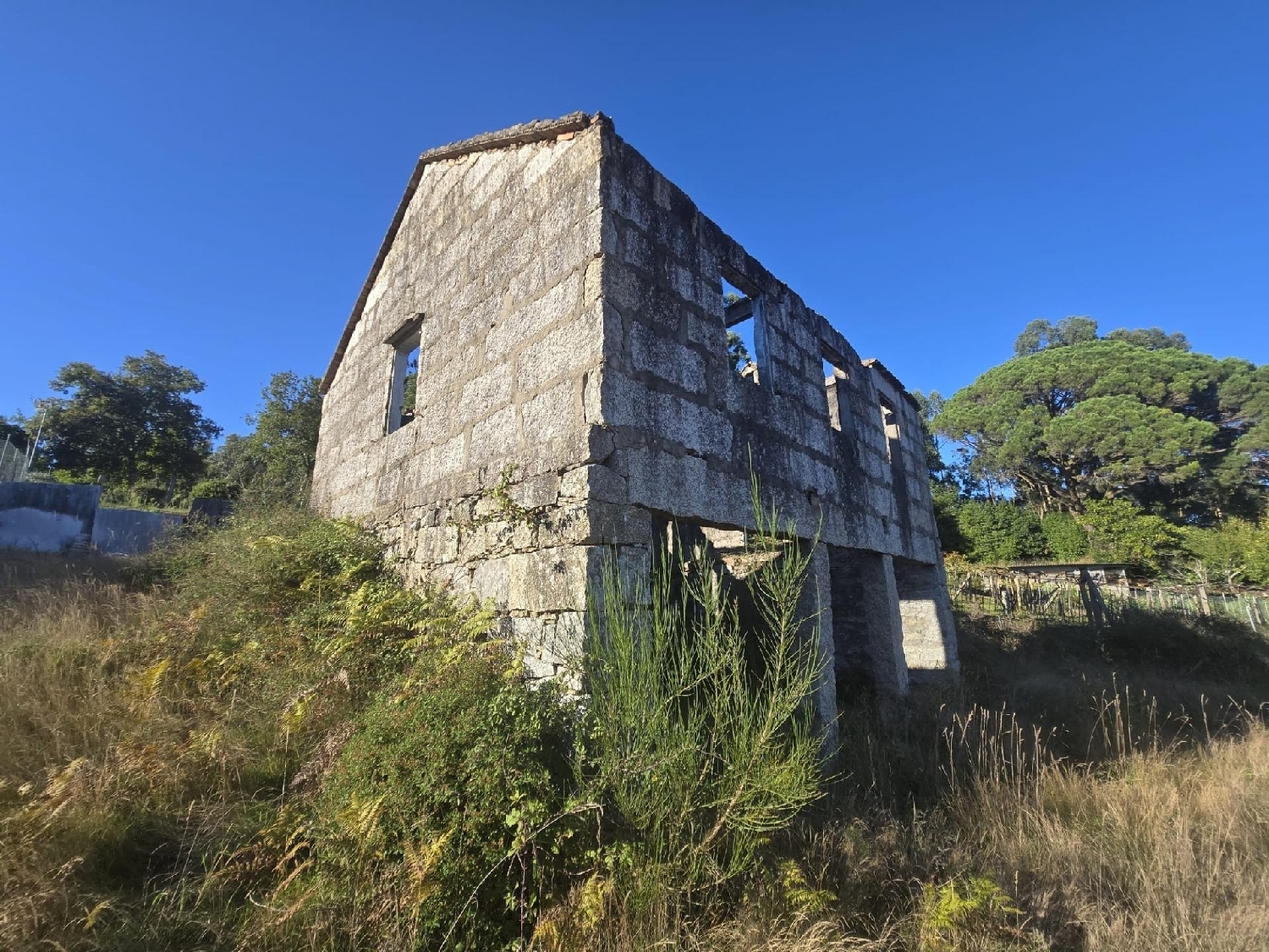  till salu hus Meis Salnés 3