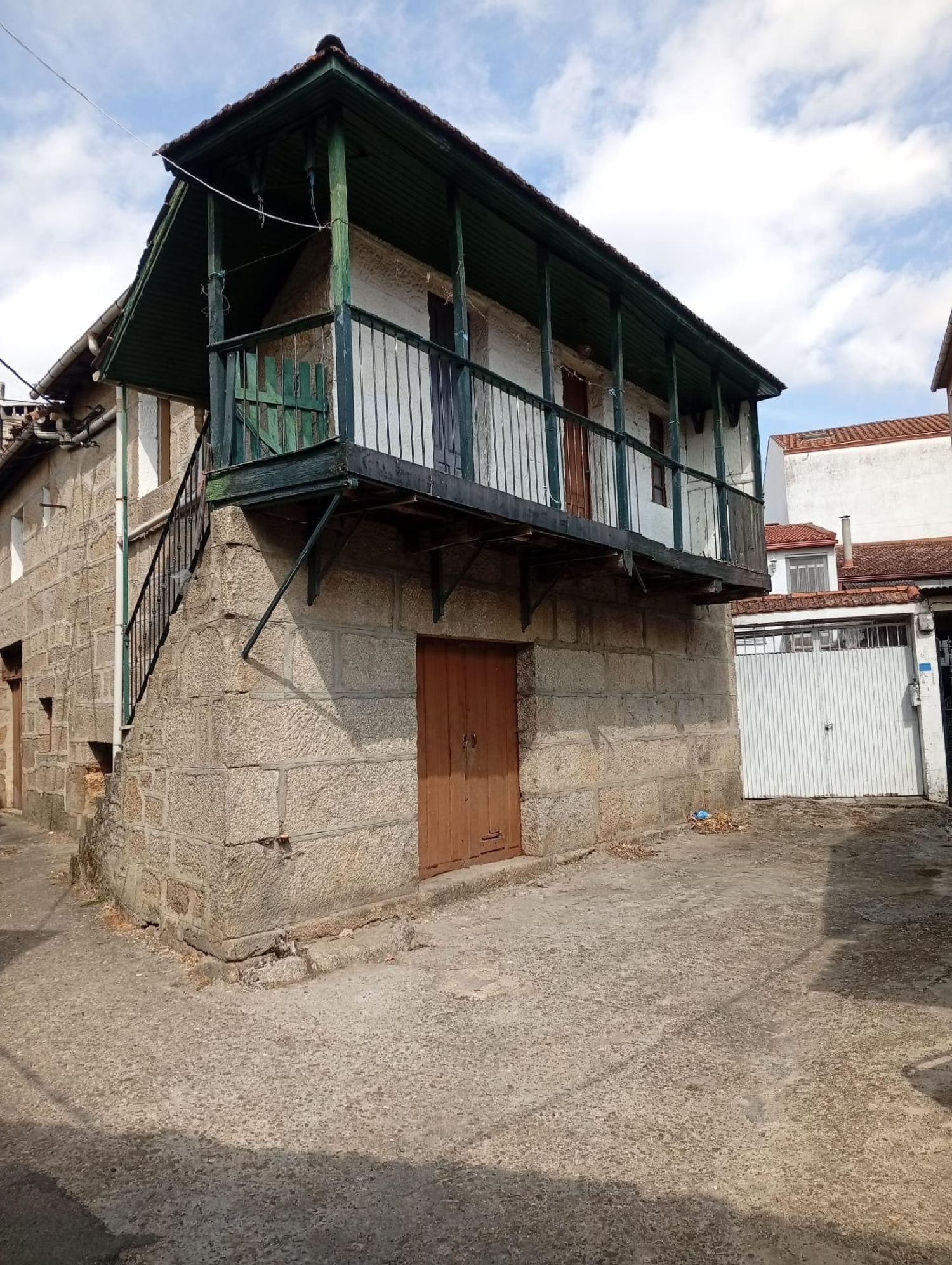  till salu hus Urbanizacion Monterrei Ourense 1