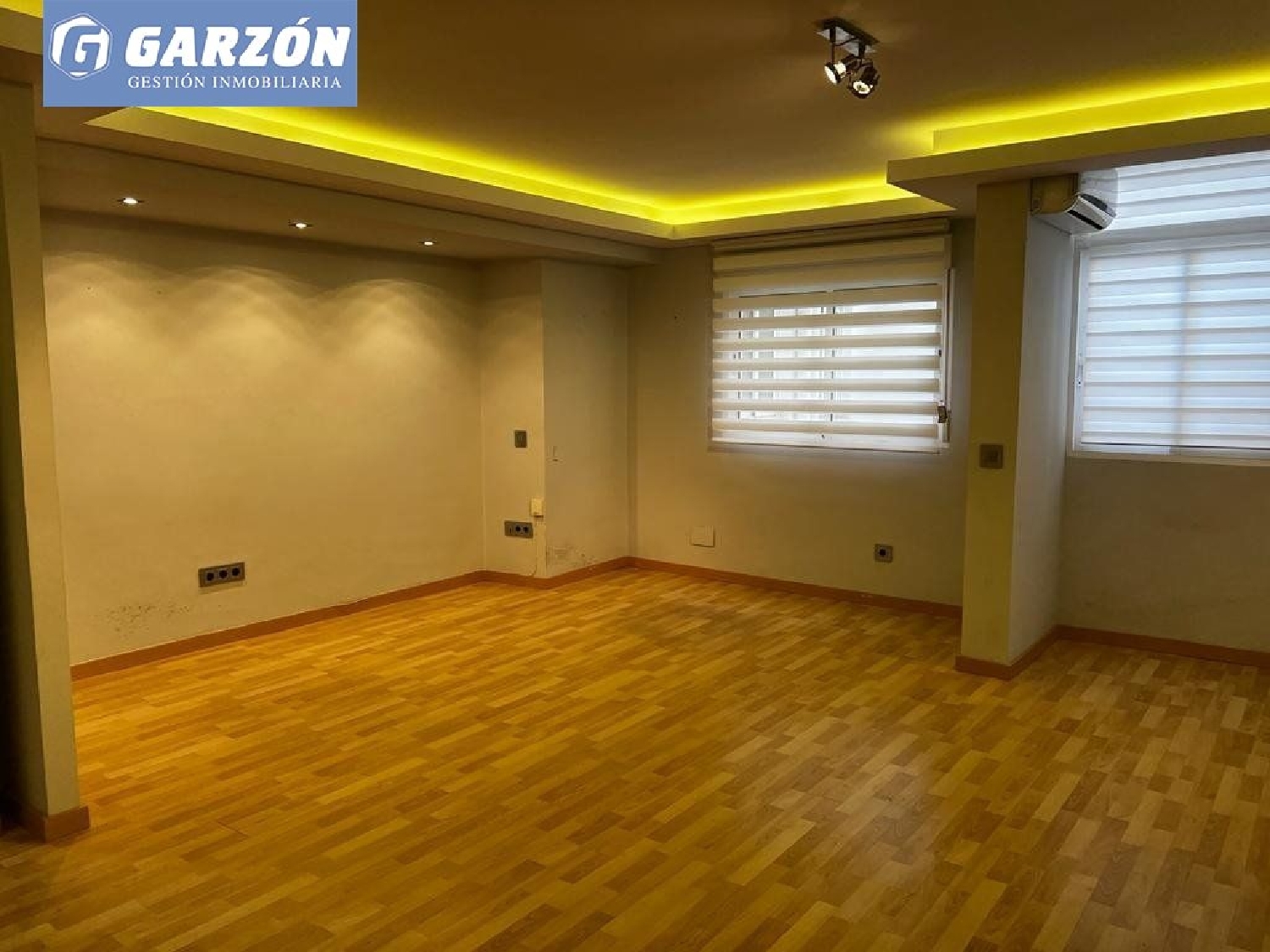  à vendre bureau Palmeria Marina Alta 2