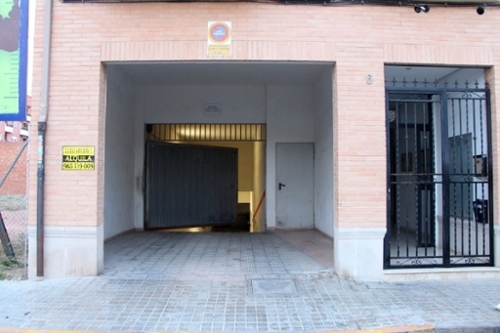 Alfara Del Patriarca Horta Nord parking space foto 6318737