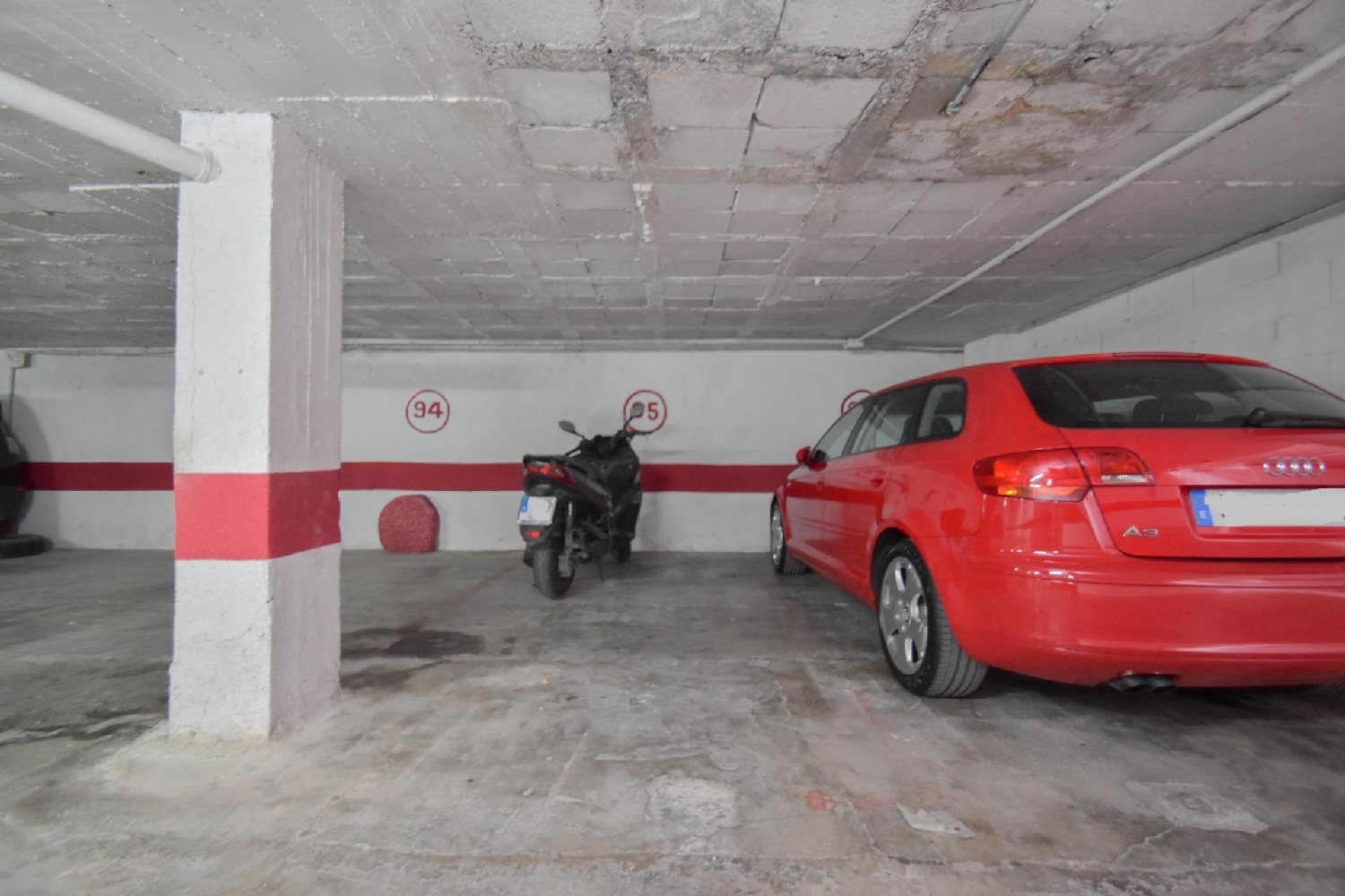 till salu parkering Barrio De Granada Alacantí 2