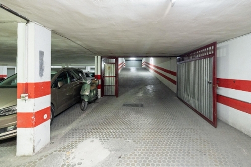 Barrio De Granada Alacantí parking space foto 6315834