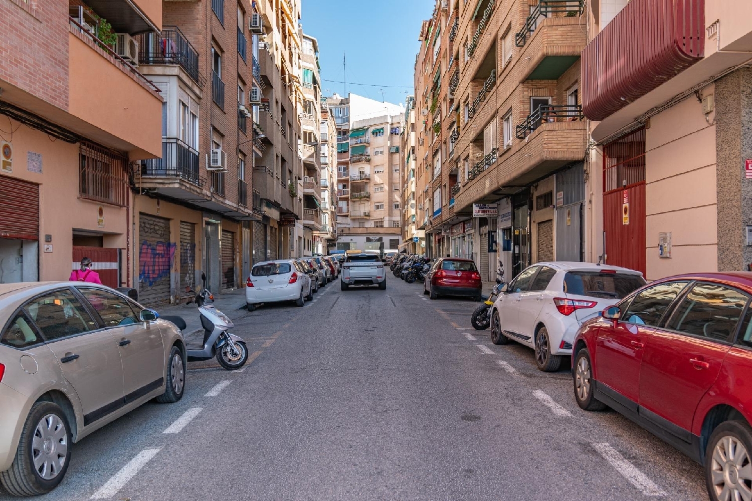 till salu parkering Barrio De Granada Alacantí 4