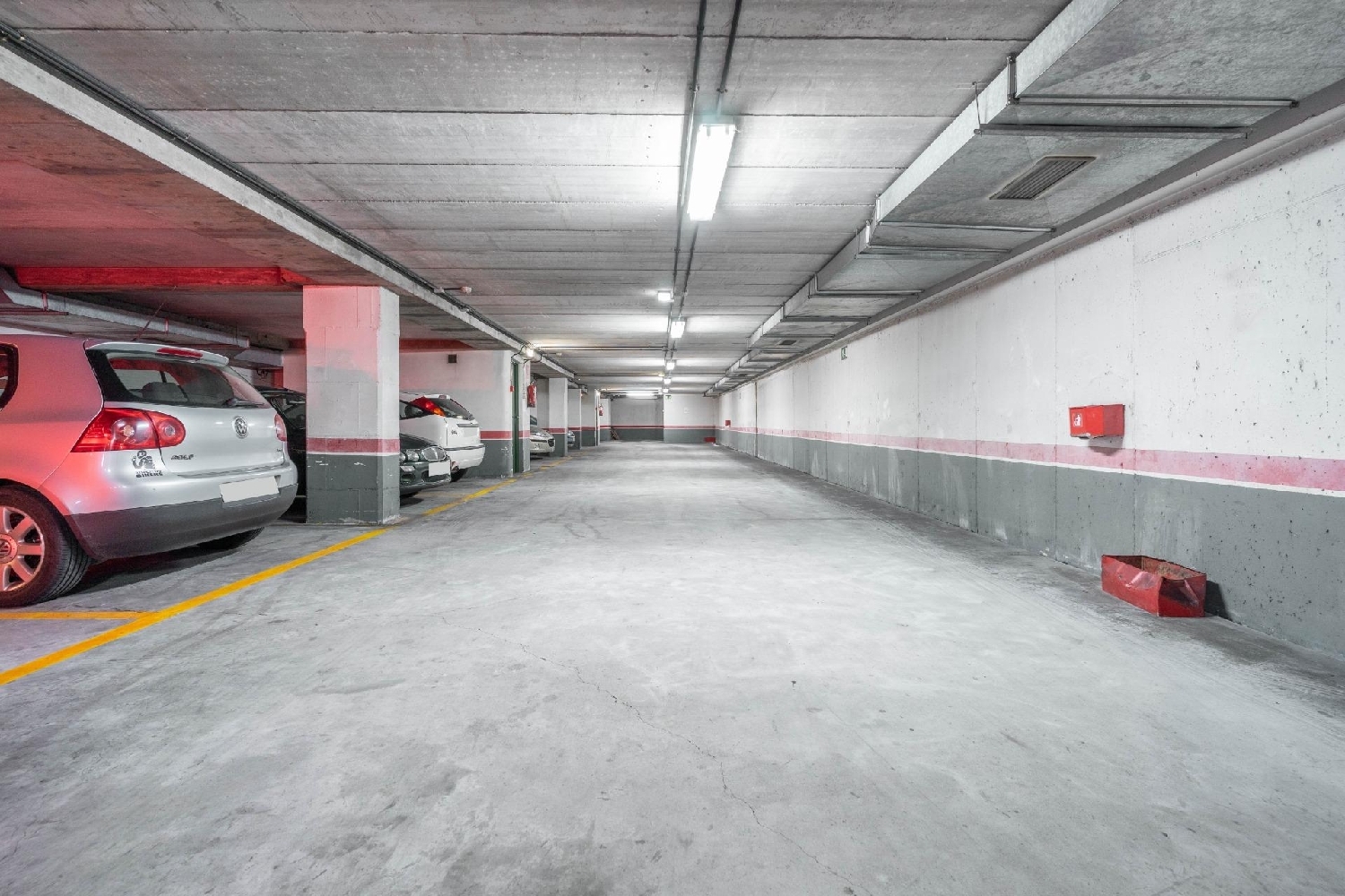 till salu parkering Oviedo Centro 33009 Oviedo 5