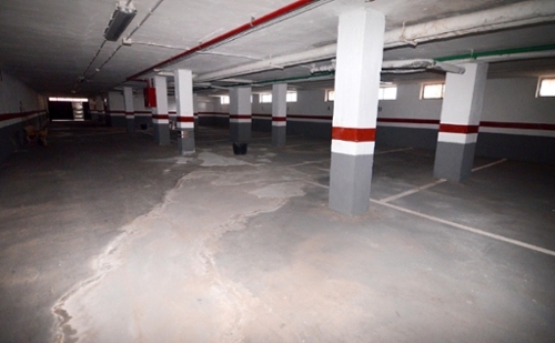 Santa Marta De Tormes Campo De Salamanca parking foto 6318387