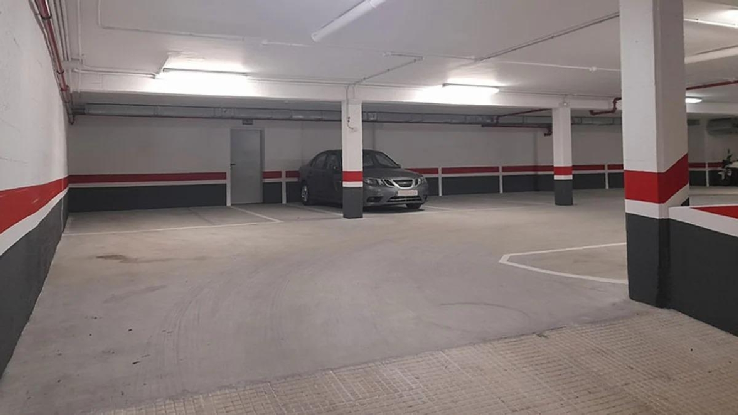  till salu parkering Vigobo Barcala 5