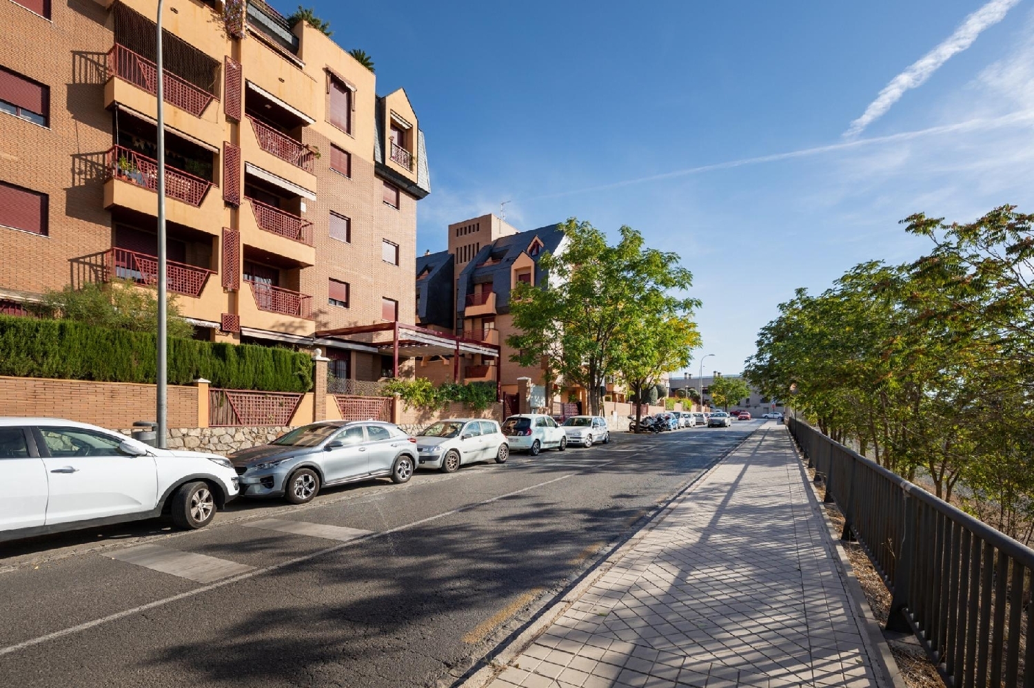 till salu takvåning Barrio De Granada Alacantí 3