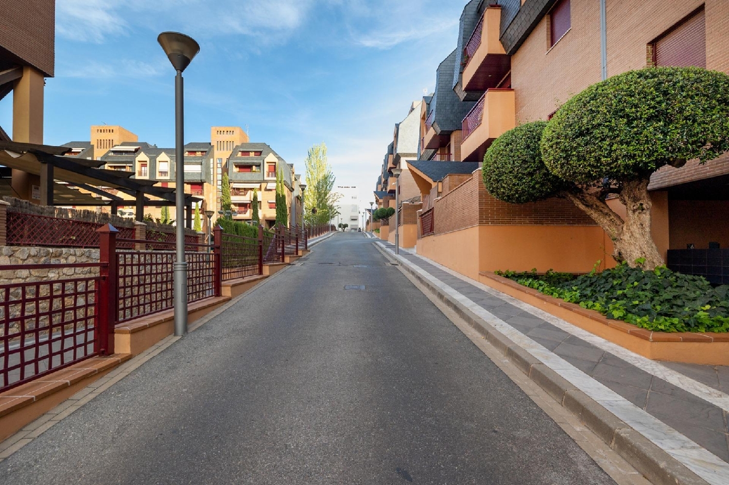 till salu takvåning Barrio De Granada Alacantí 4