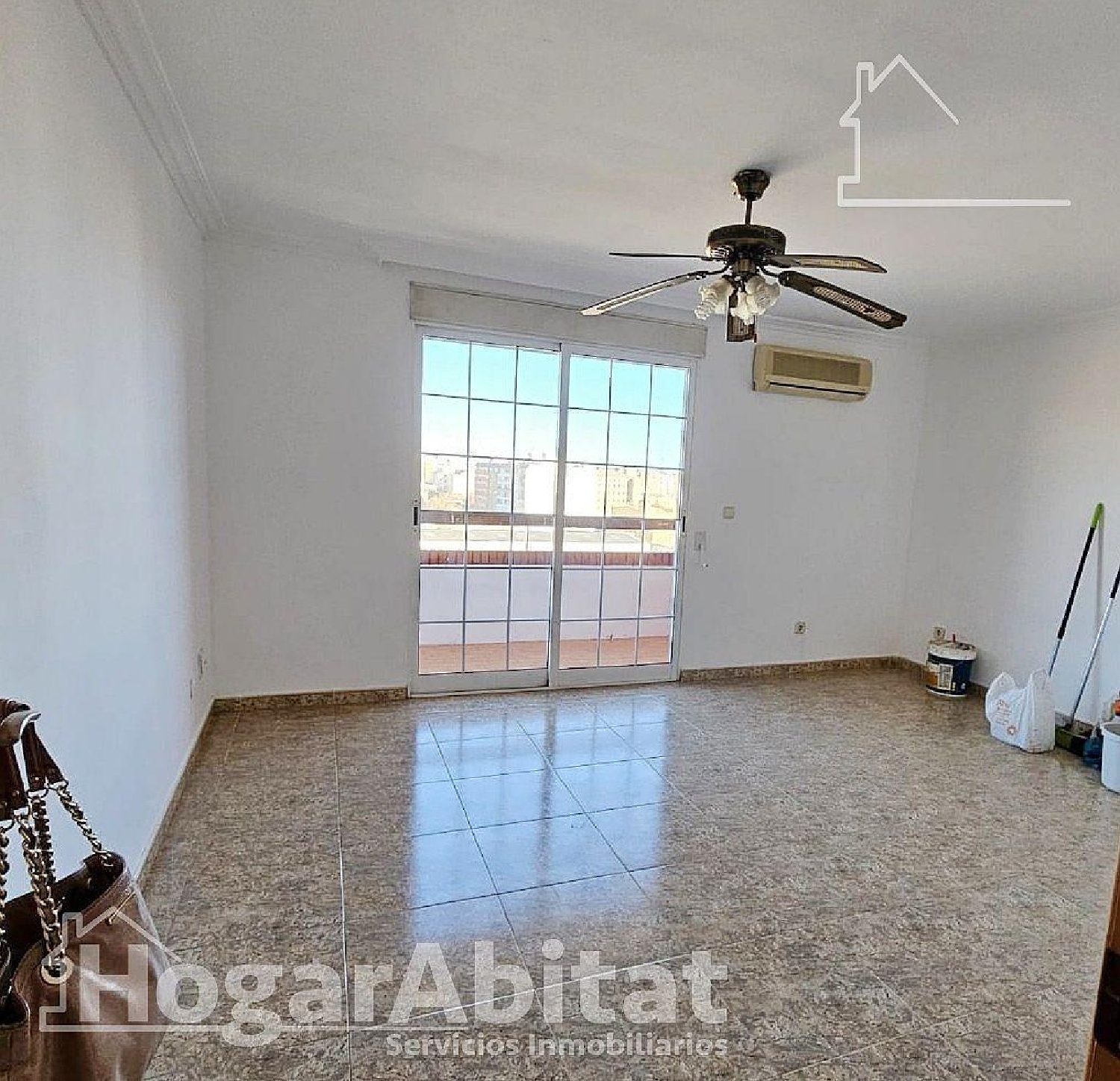 till salu takvåning Valencia De Las Torres Campiña Sur 3