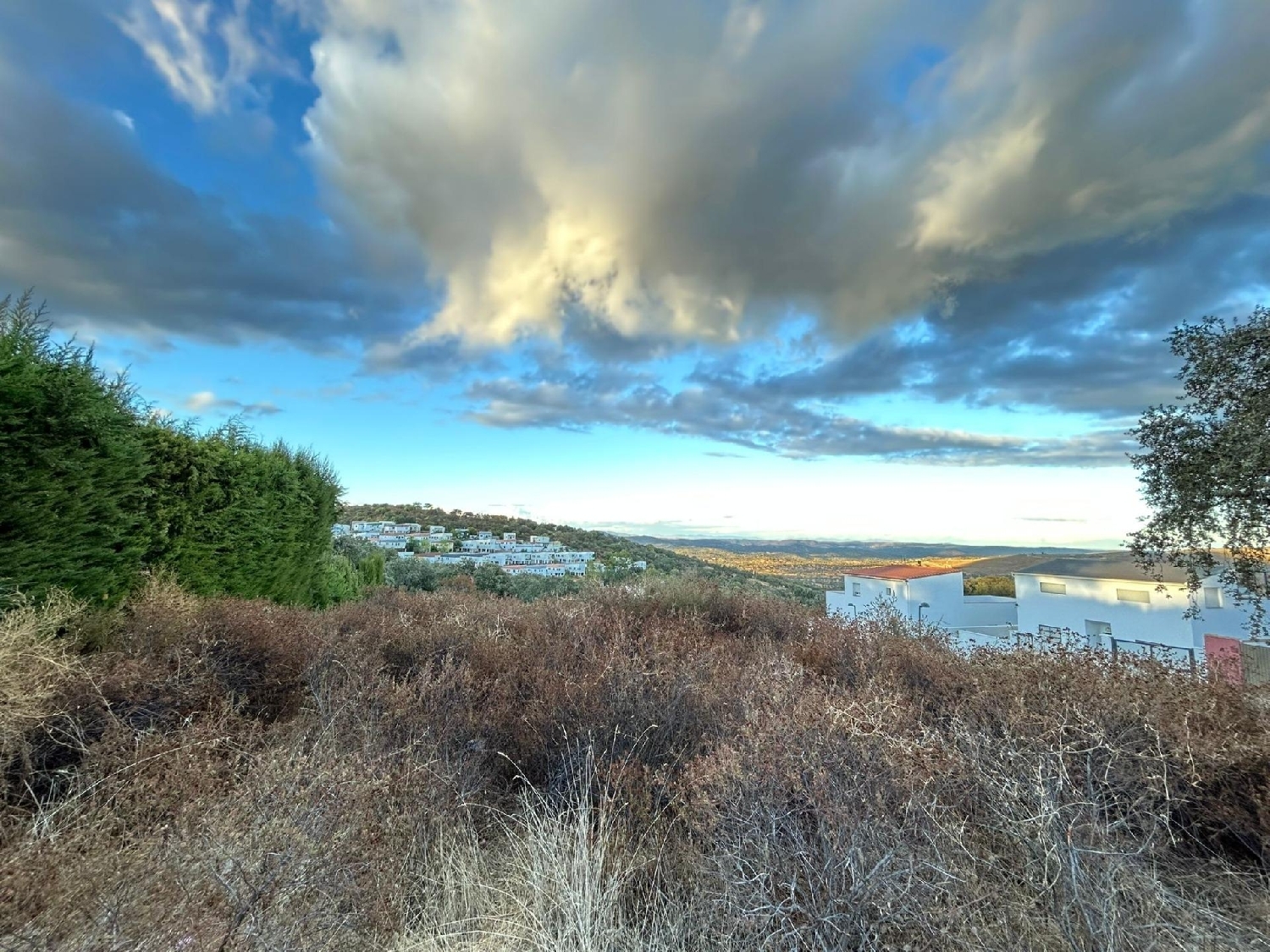 for sale plot El Castillo De Las Guardas Sierra Norte 1