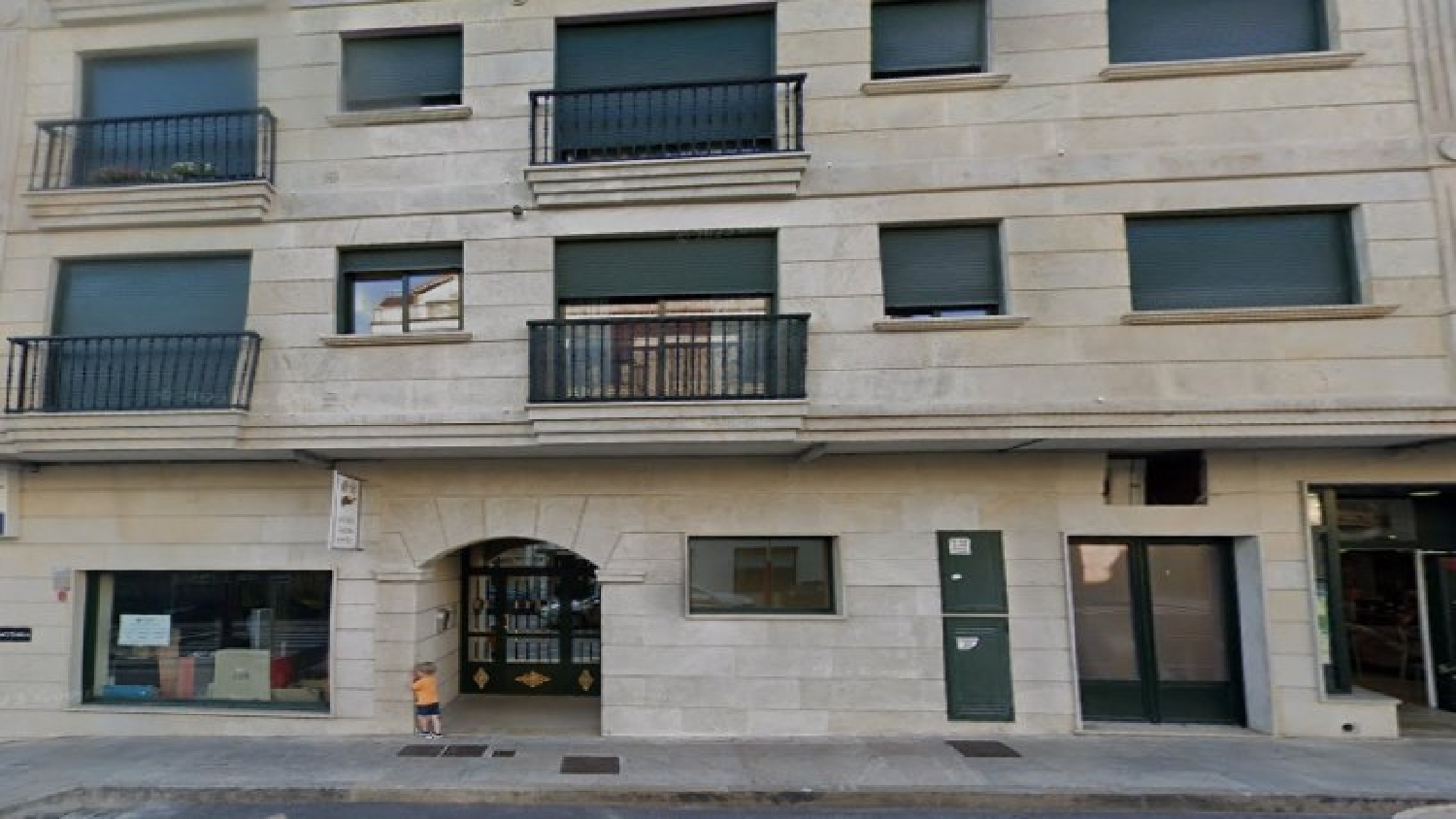  till salu lokal A Cañiza Paradanta 2
