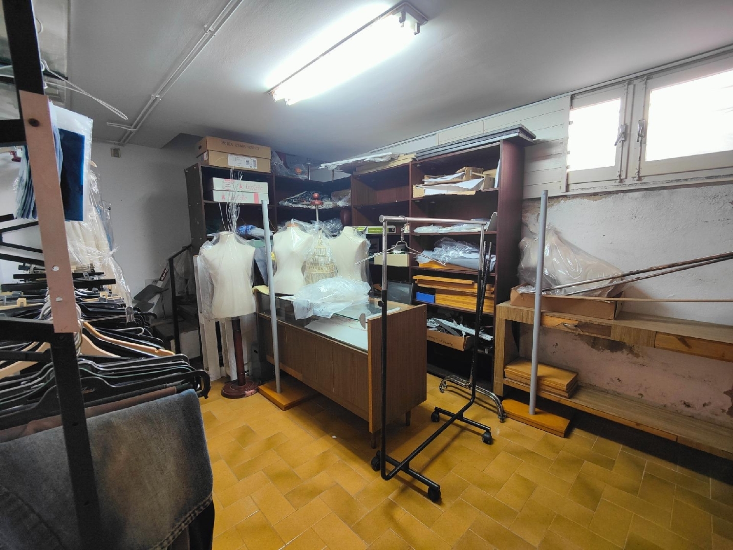  en venta local Aldea Bergantiños 6