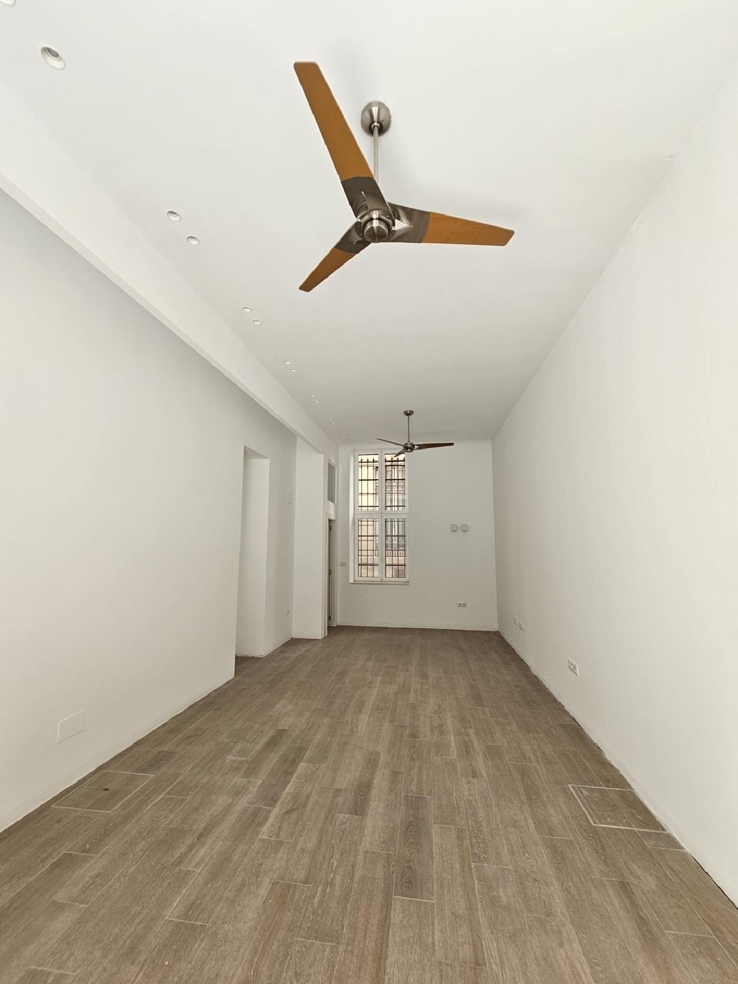  en venta local Alicante Centro 03001 Alacantí 1