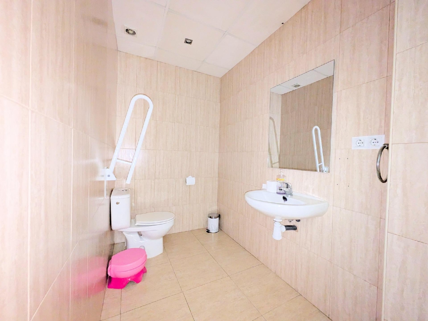 à vendre local commercial Amposta Montsià 8