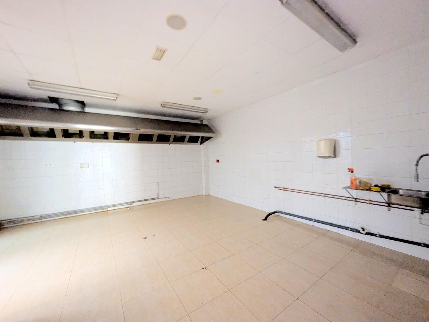 à vendre local commercial Amposta Montsià 7