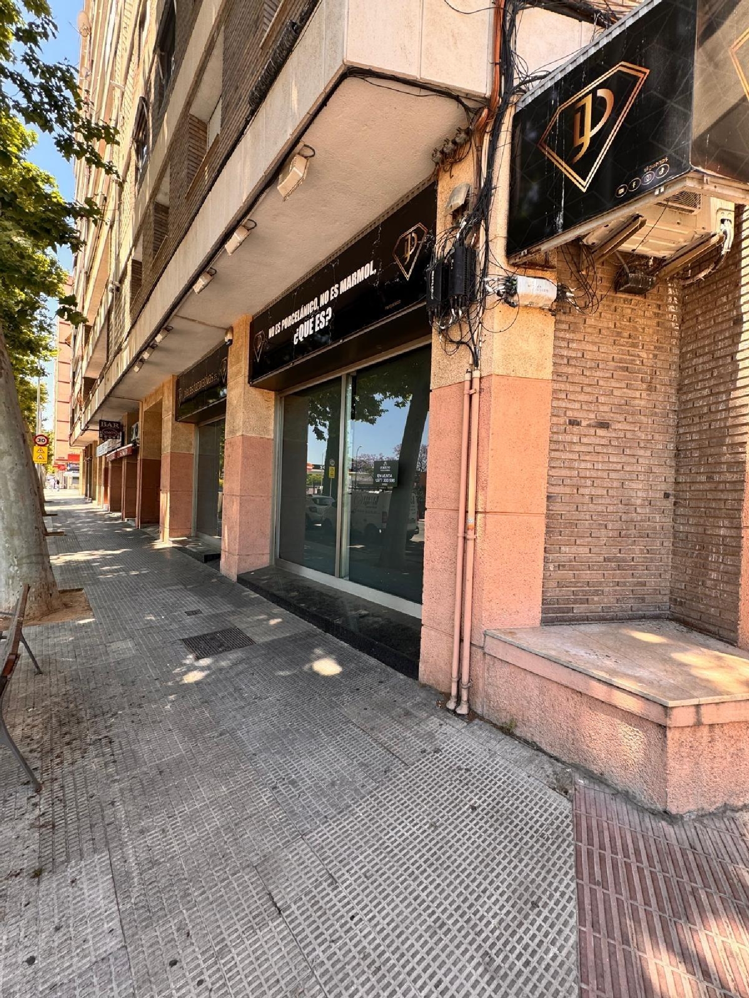 till salu lokal Barriada Les Tres Creus Bages 2