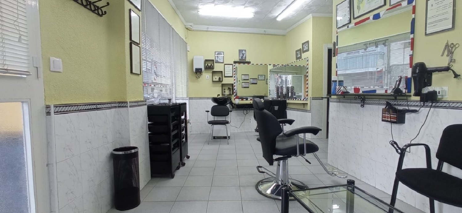 till salu lokal Barrio De Granada Alacantí 3