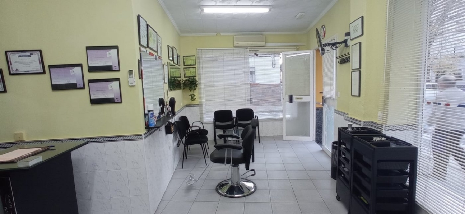 till salu lokal Barrio De Granada Alacantí 1