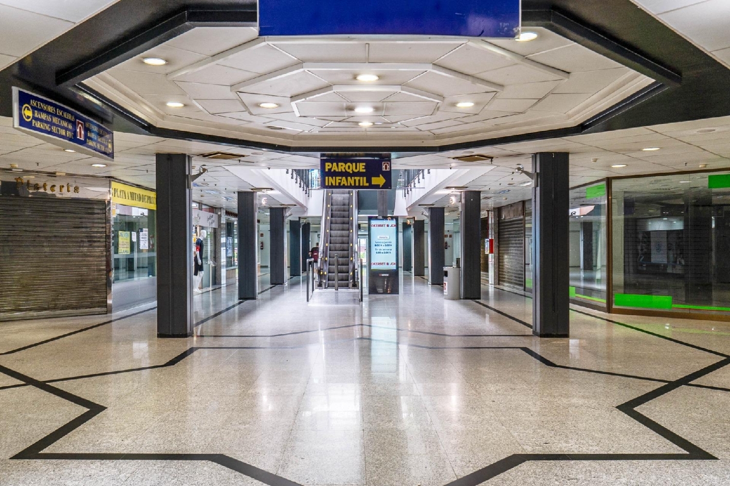 till salu lokal Barrio De Granada Alacantí 2