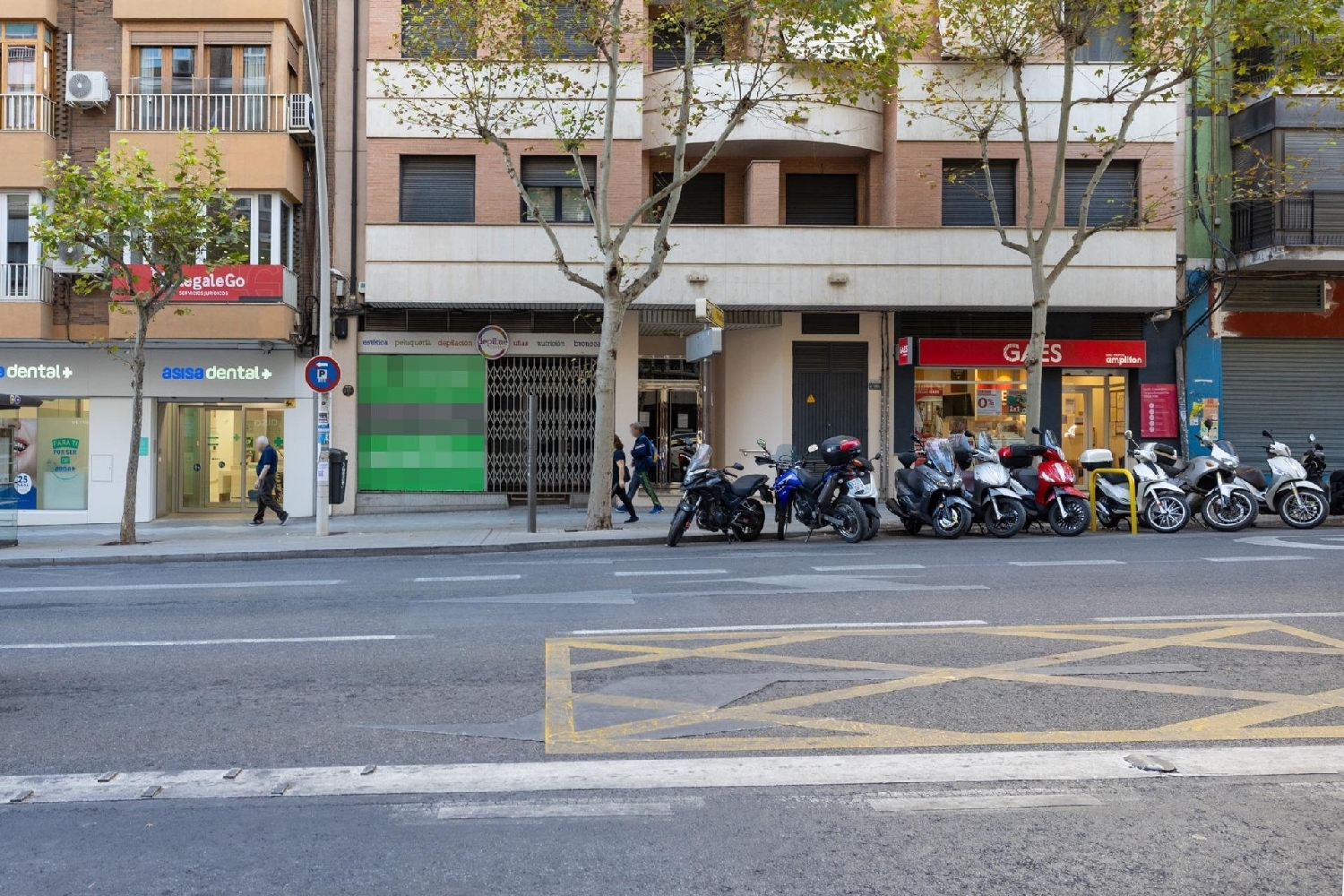  en venta local Barrio De Granada Alacantí 4