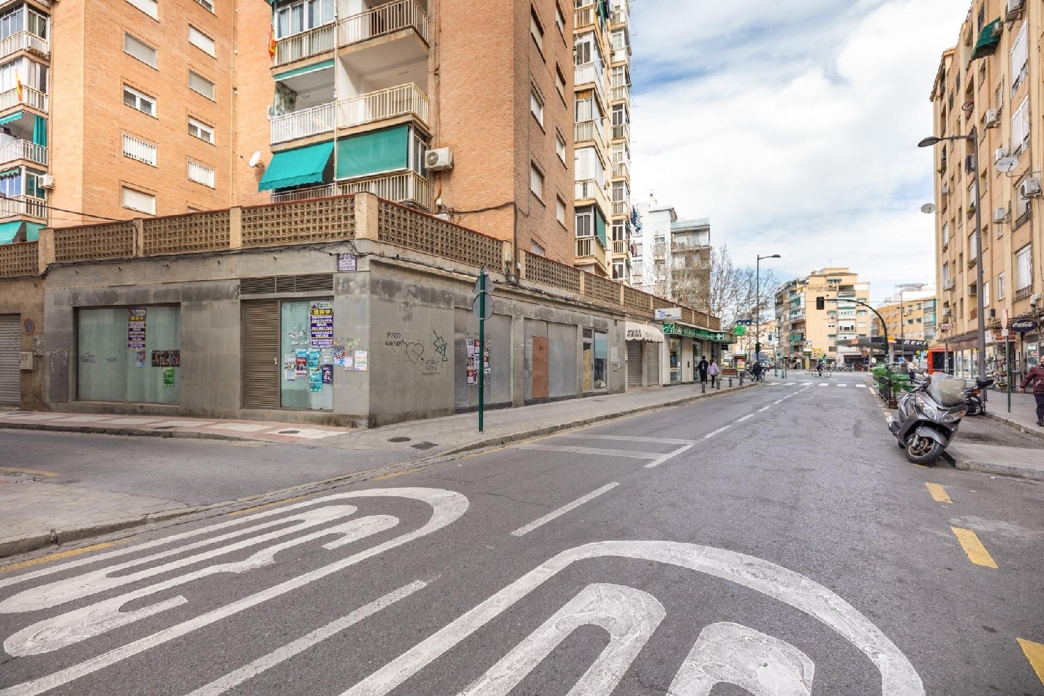 à vendre local commercial Barrio De Granada Alacantí 2