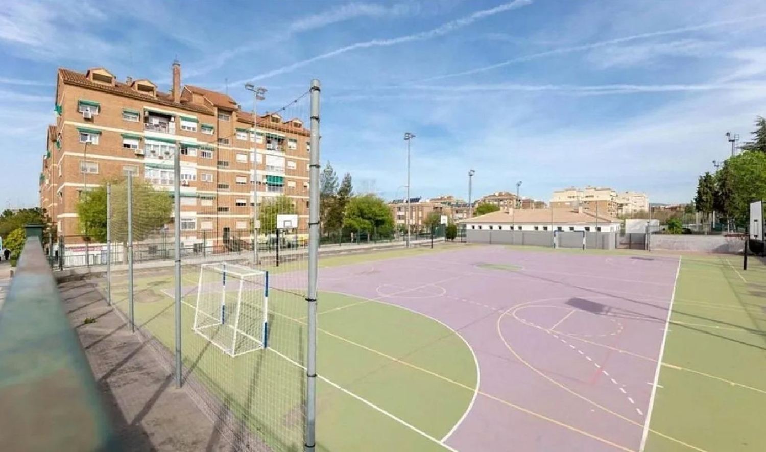 till salu lokal Barrio De Granada Alacantí 2