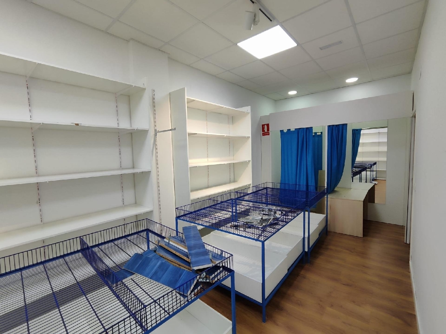  for sale commercial premise Barrio De Granada Alacantí 4