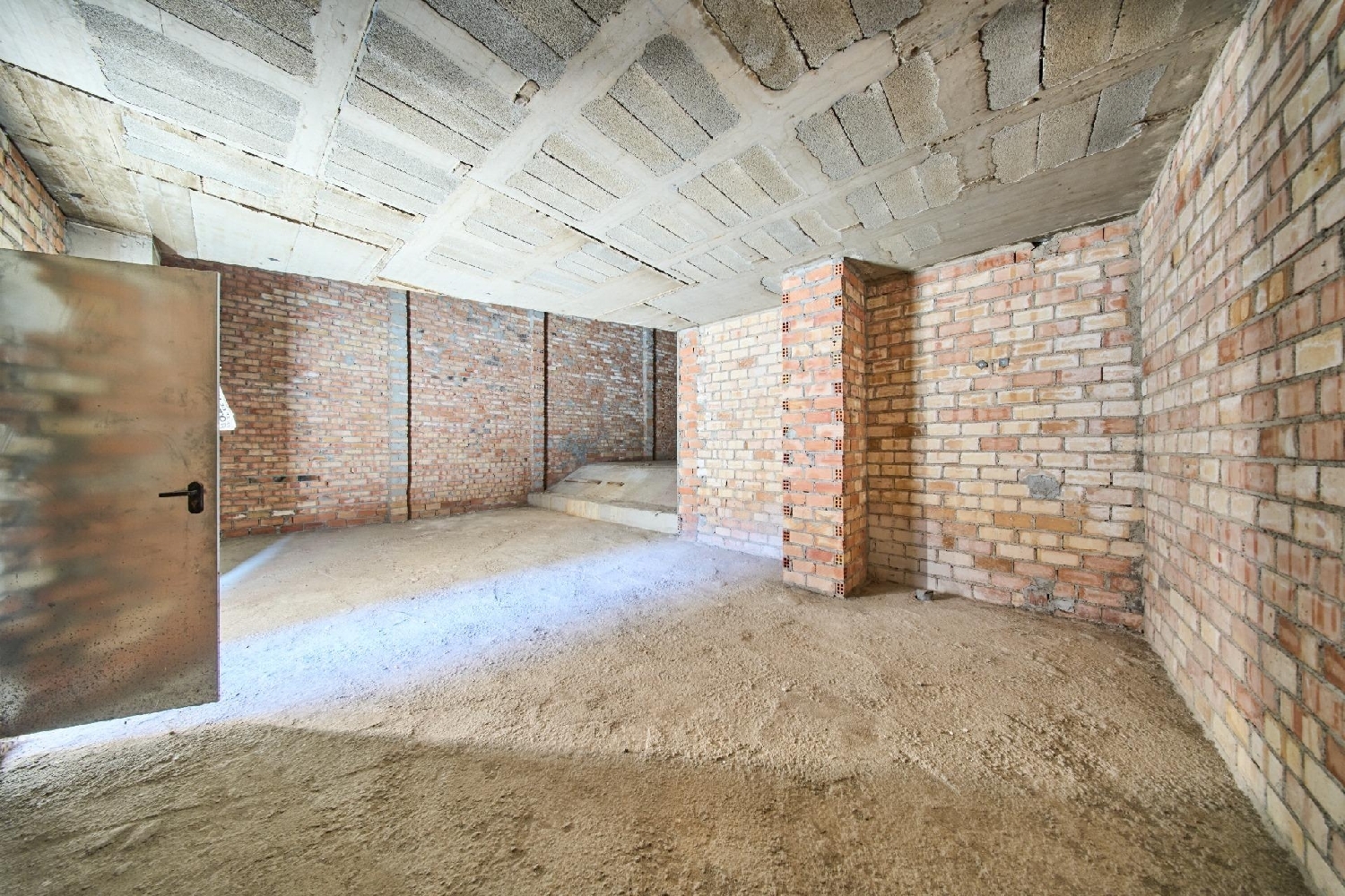  for sale commercial premise Barrio De Granada Alacantí 2