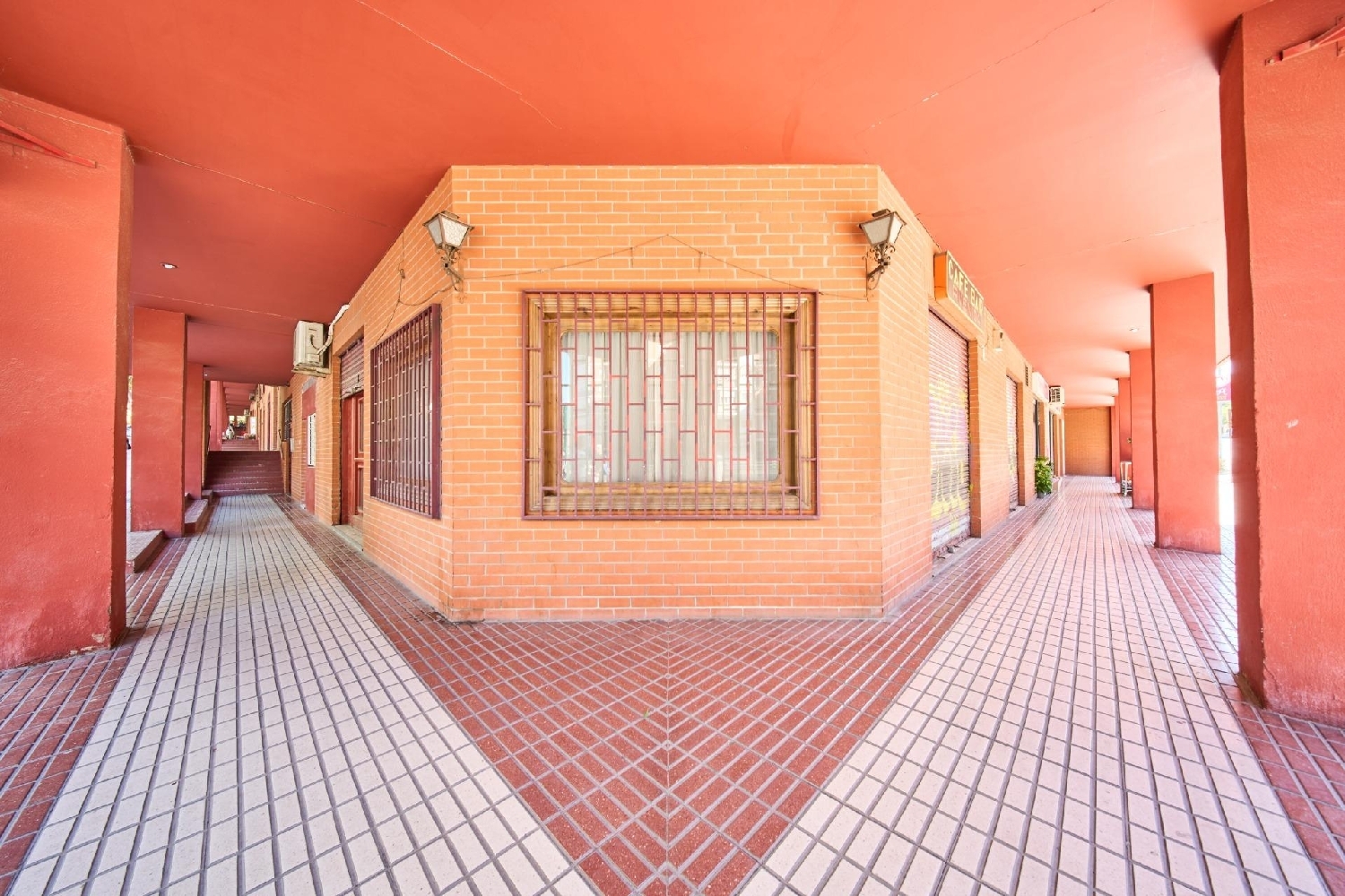  for sale commercial premise Barrio De Granada Alacantí 8