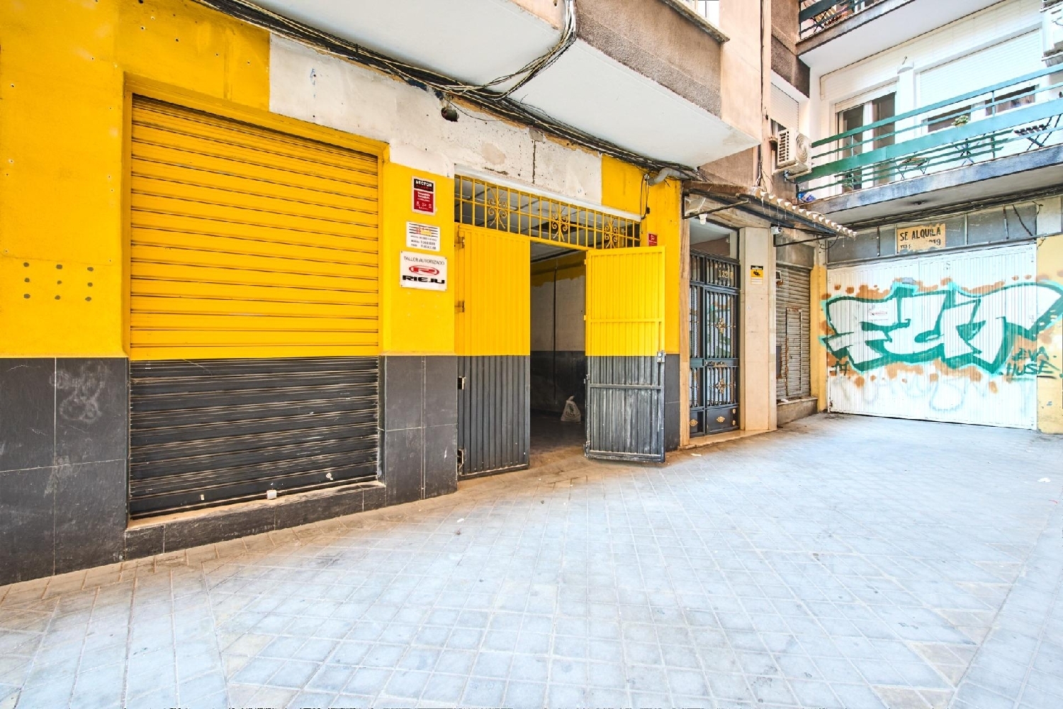  for sale commercial premise Barrio De Granada Alacantí 8