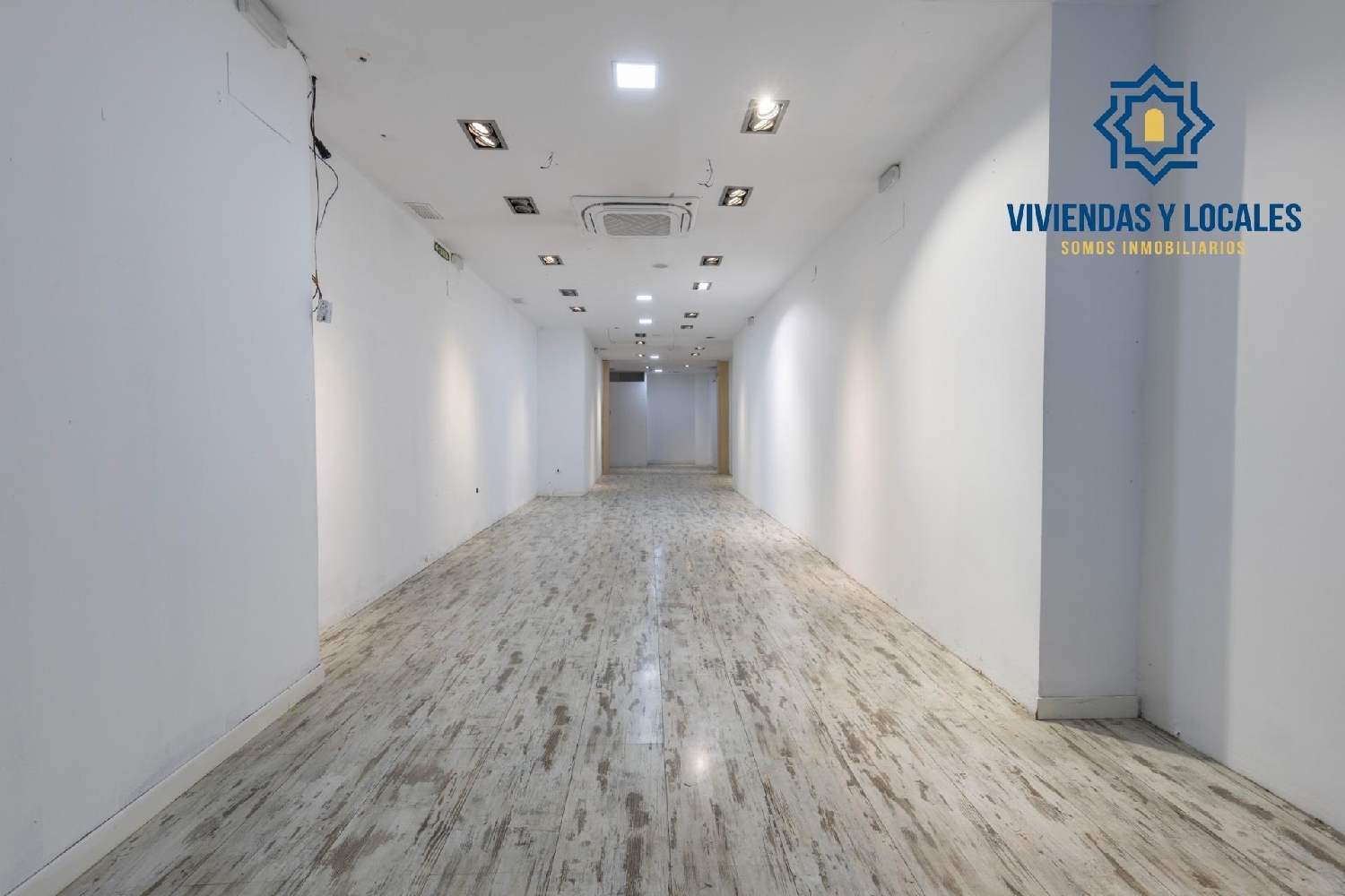  en venta local Barrio De Granada Alacantí 1