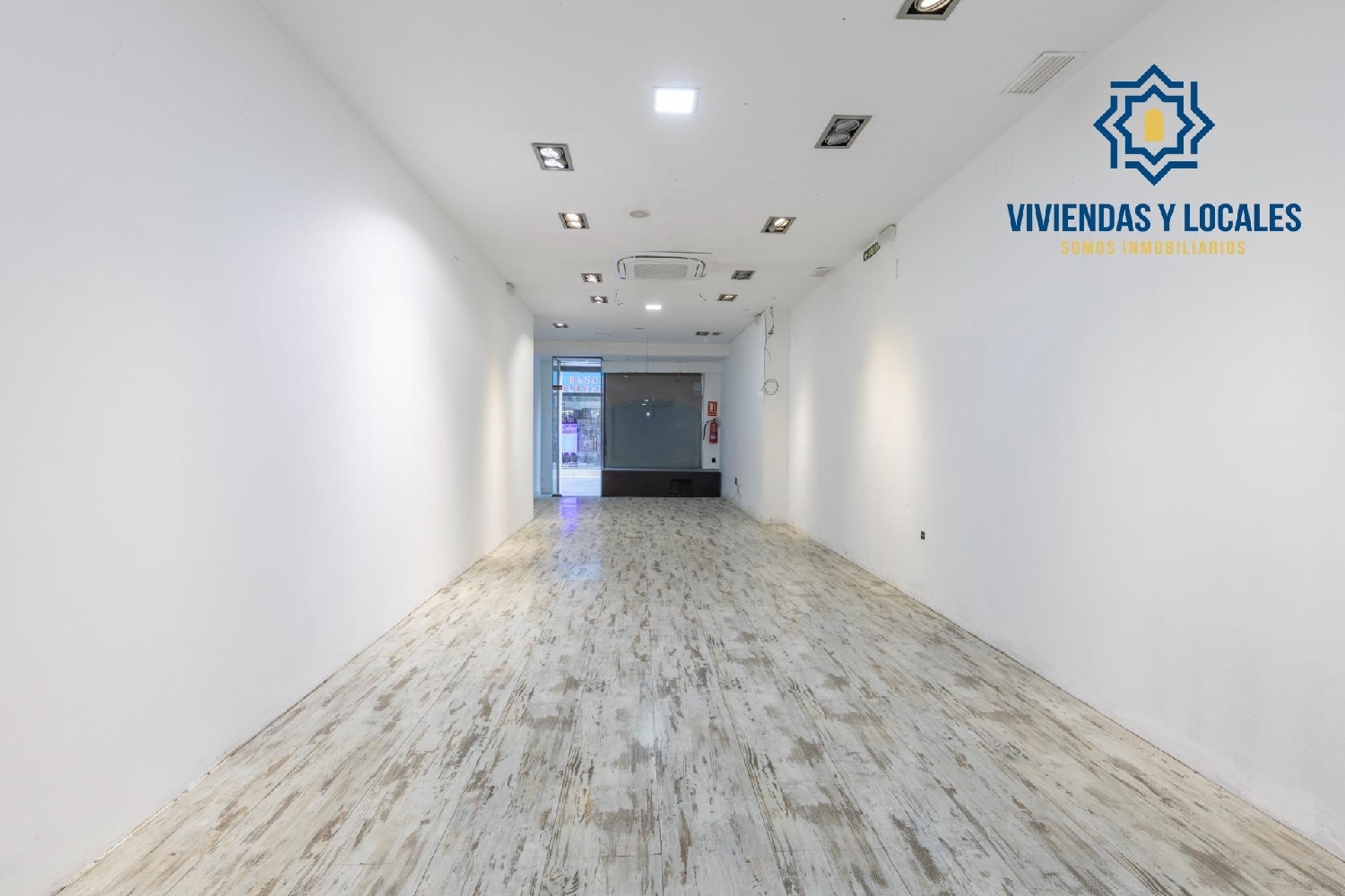  en venta local Barrio De Granada Alacantí 5
