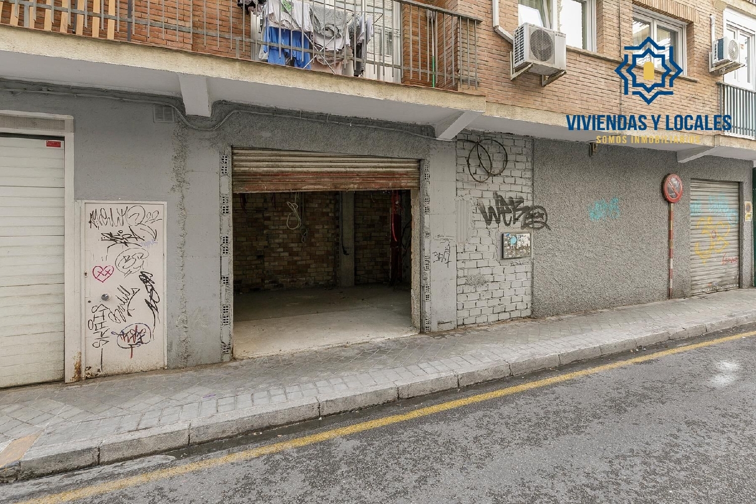  till salu lokal Barrio De Granada Alacantí 1