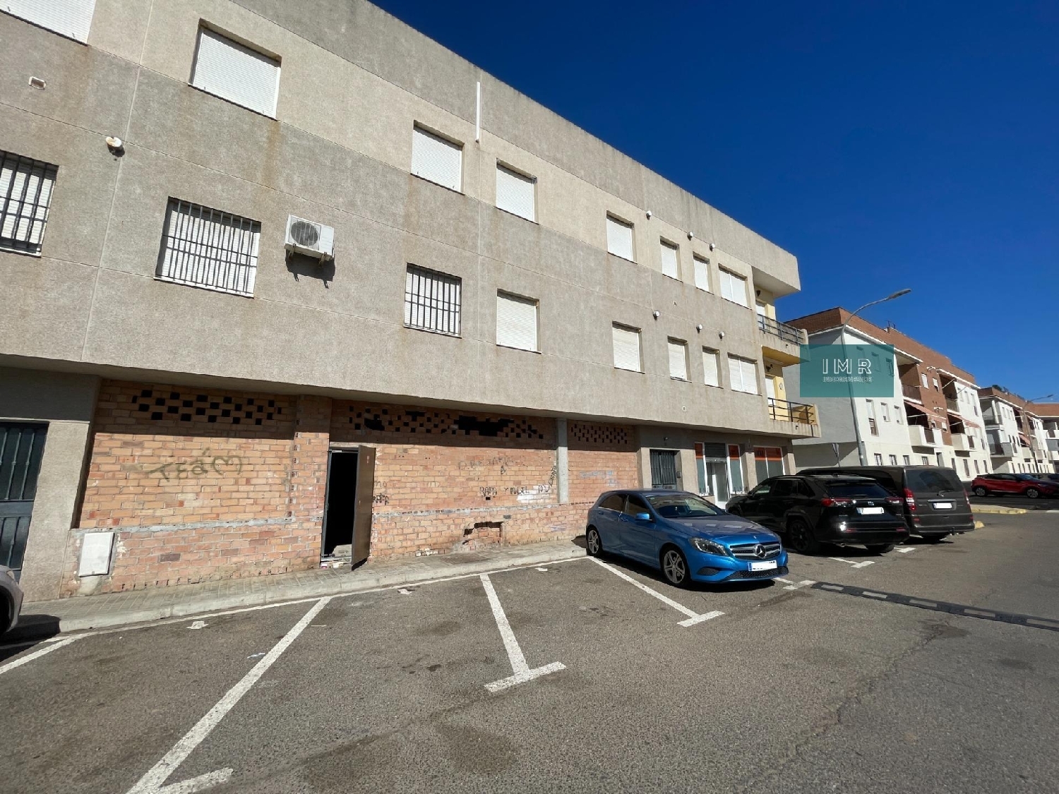 à vendre local commercial Brenes Vega Del Guadalquivir 3