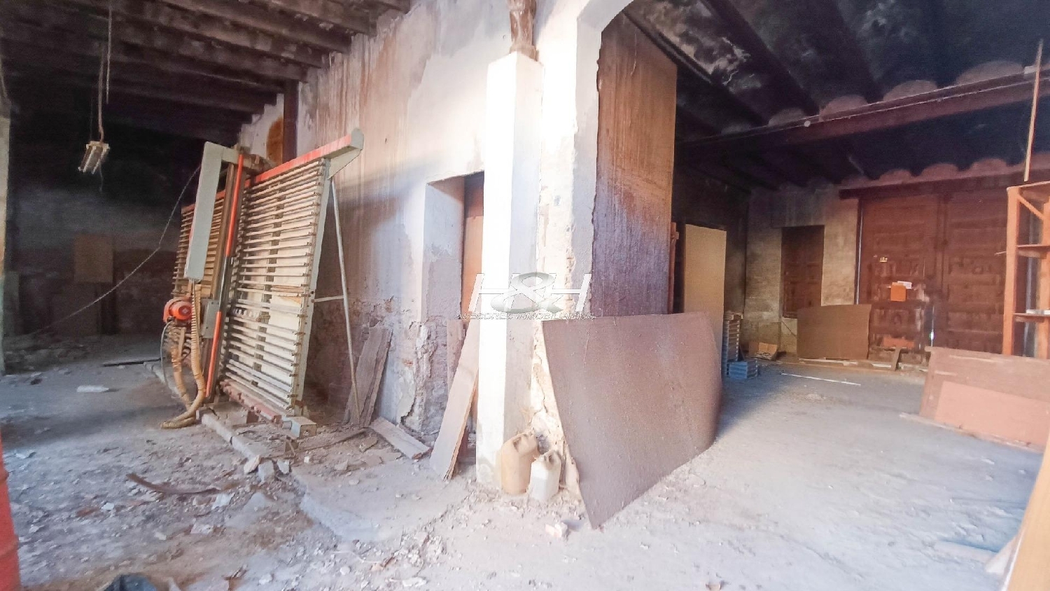  for sale commercial premise Burjassot Horta Nord 6